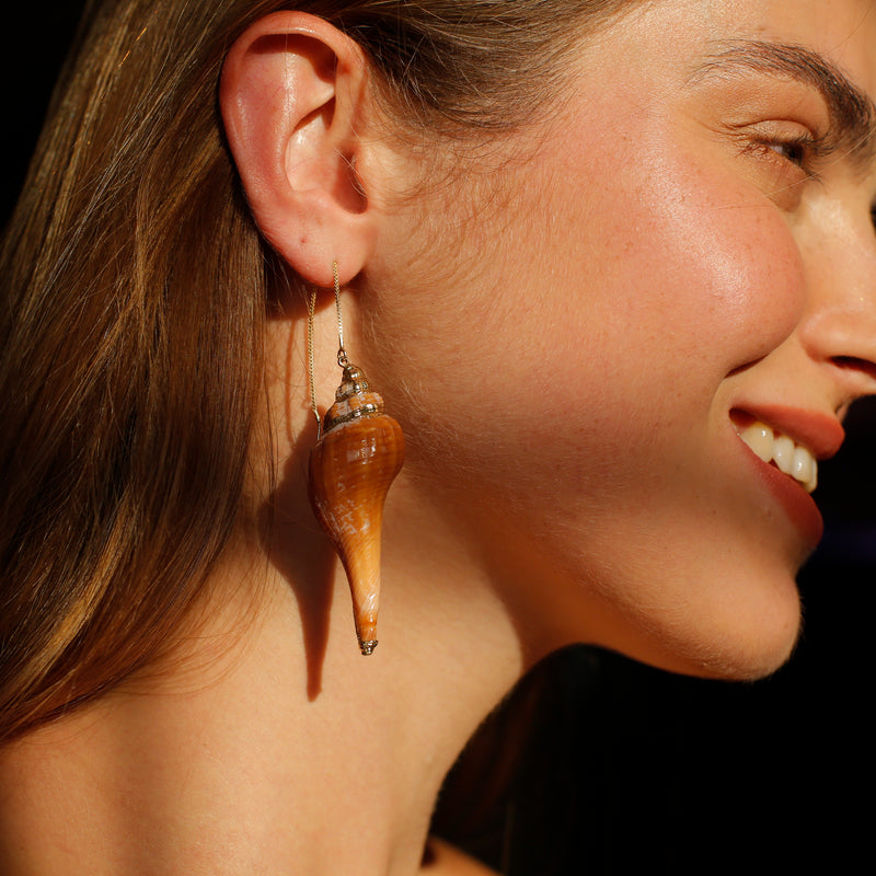 True Tulip Sea Shell Earring