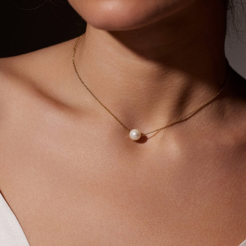 Lone Pearl Necklace