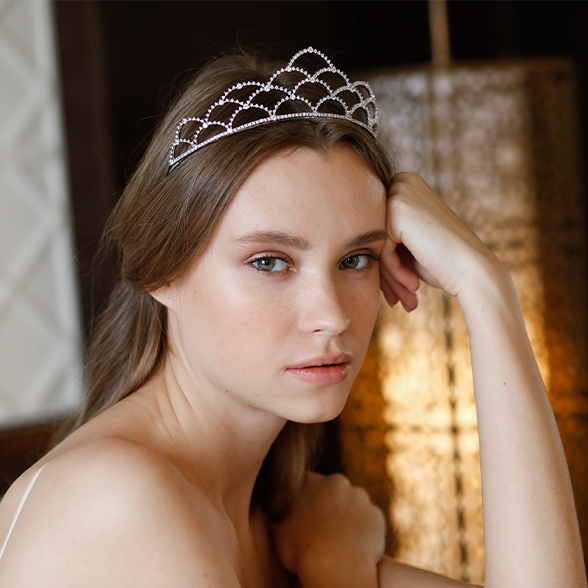 Utopia Crown