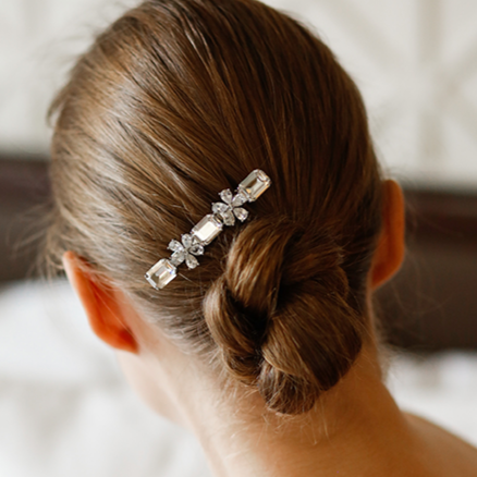 Lustrous Brooch | L