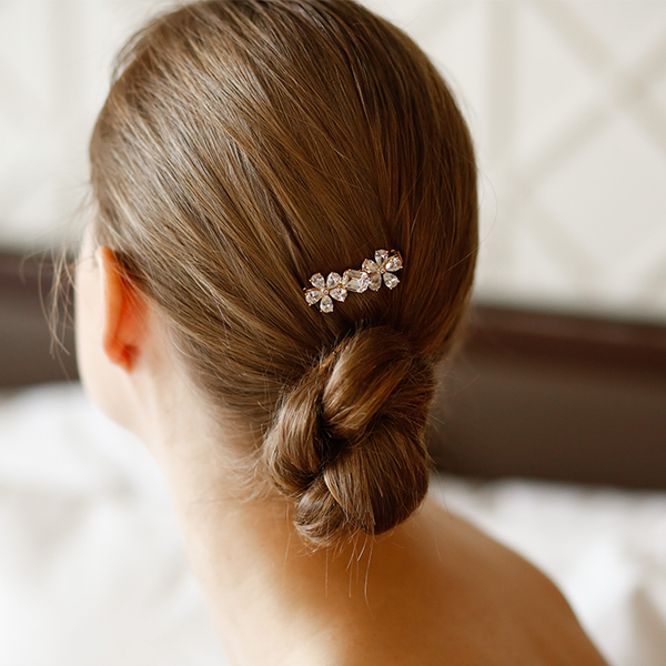 Lustrous Brooch | S